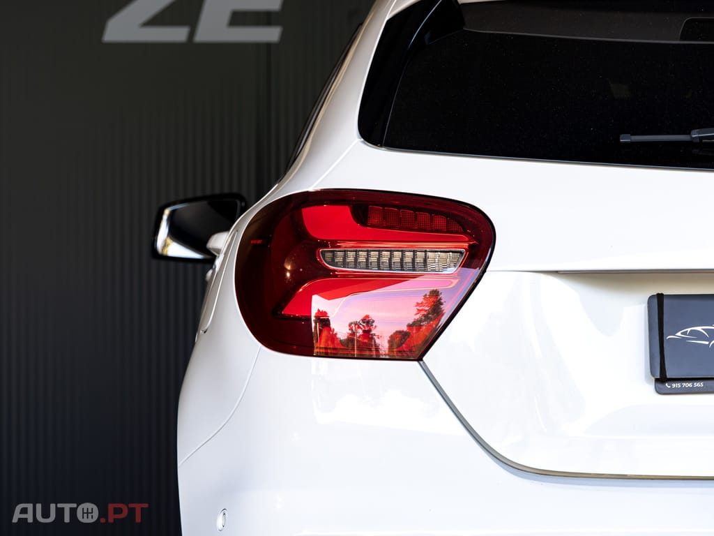 Mercedes-Benz A 180 d AMG Line