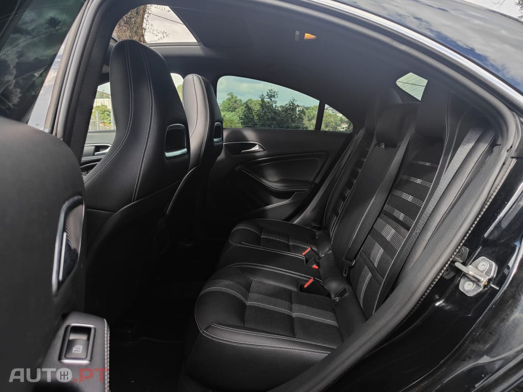 Mercedes-Benz CLA 180 d Urban
