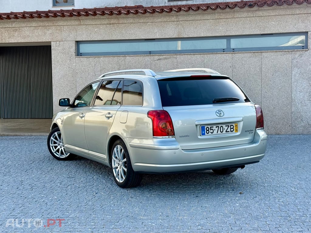 Toyota Avensis 2.0 D4D Sol