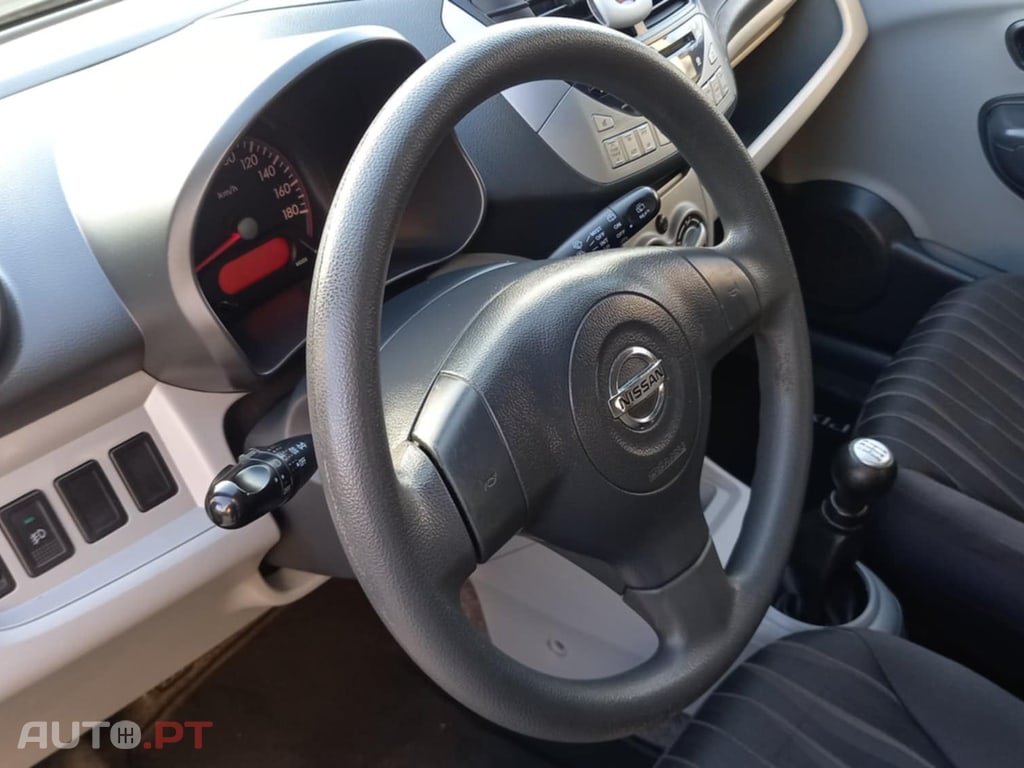 Nissan Pixo 1.0 A/C 5portas