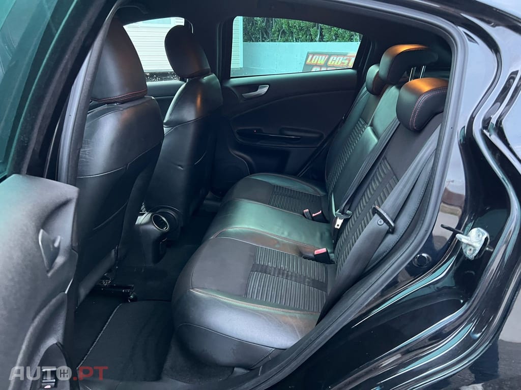 Alfa Romeo Giulietta 1.6 JTDm Distinctive