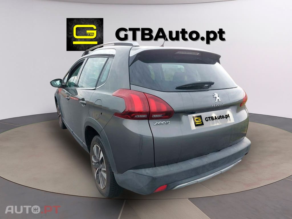 Peugeot 2008 1.2 PureTech Allure