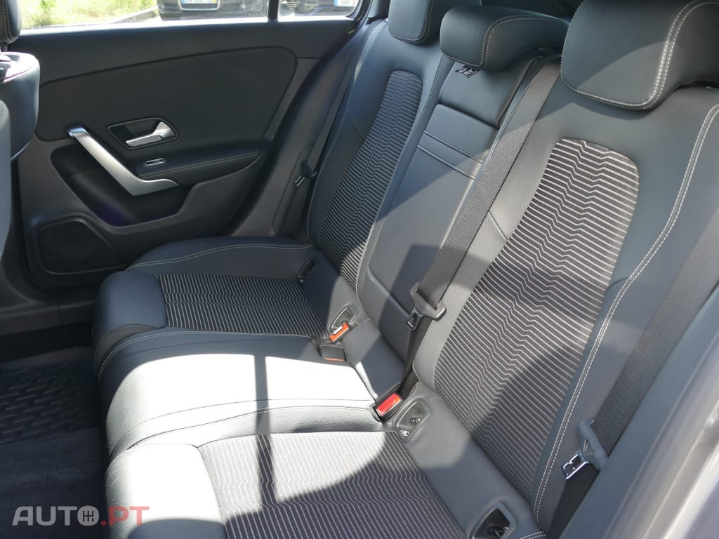 Mercedes-Benz A 250 e Progressive