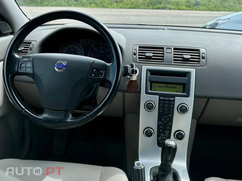 Volvo S40 2.0 D4 Momentum