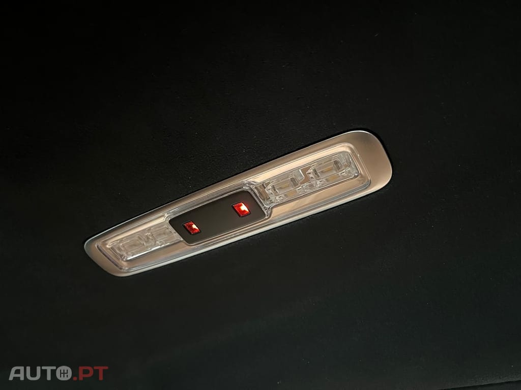 Mercedes-Benz S 63 AMG Coupe 4-Matic V8 BiTurbo 