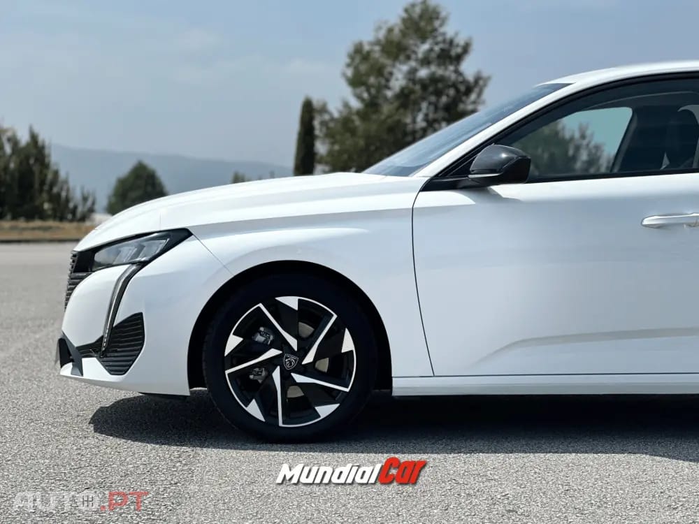 Peugeot 308 1.2 PureTech Allure Pack EAT8