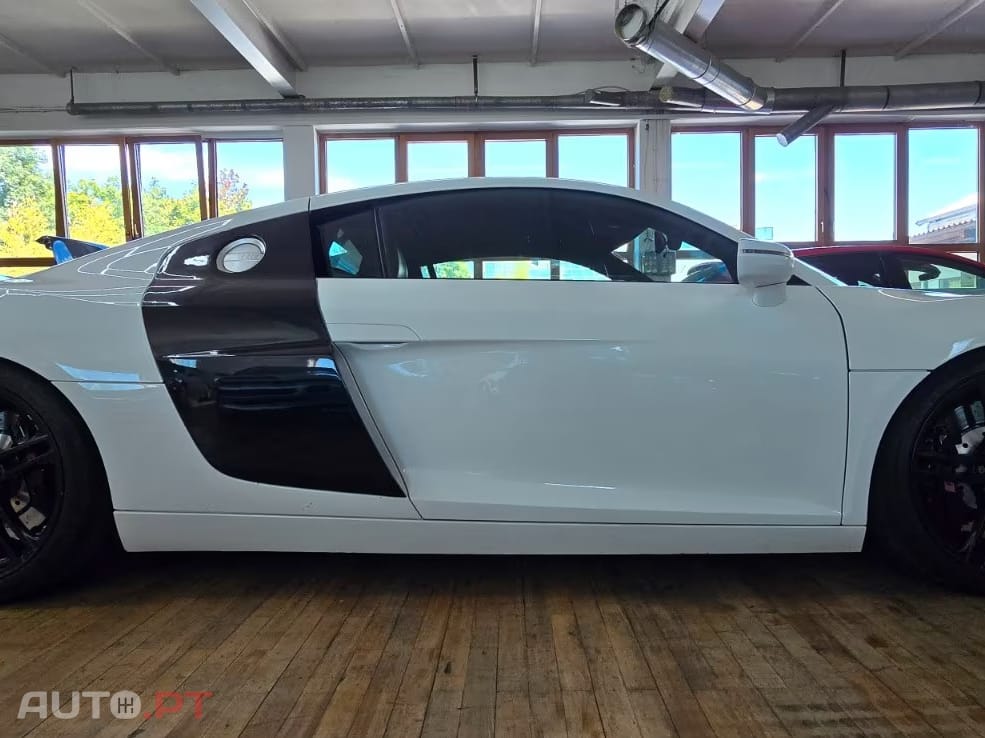 Audi R8 4.2 FSI quattro R tronic