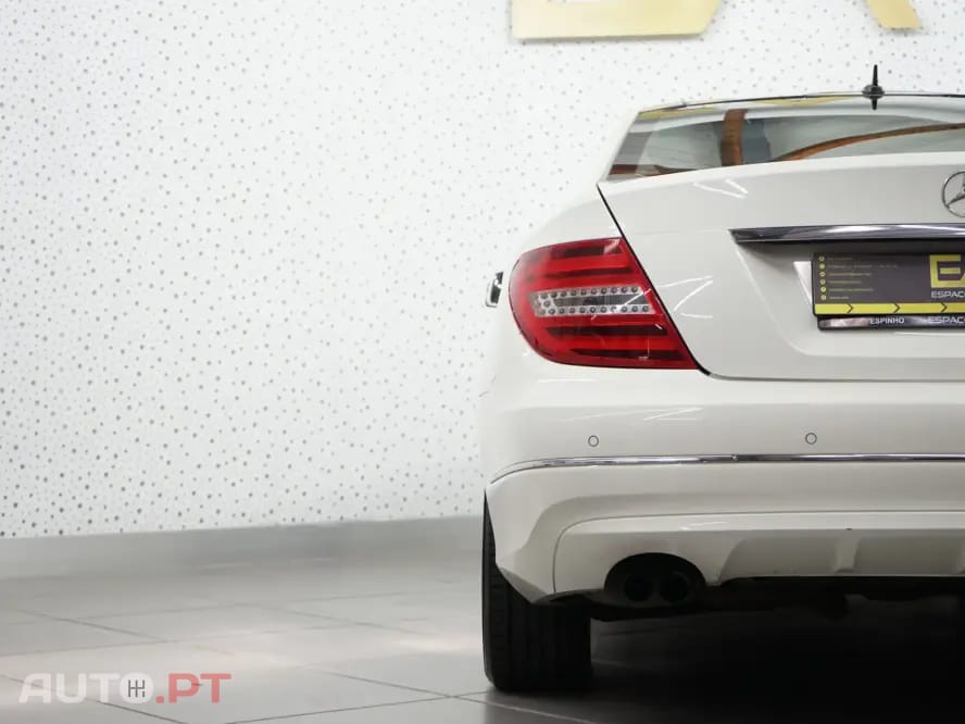 Mercedes-Benz C 180 BlueEFFICIENCY 7G-TRONIC