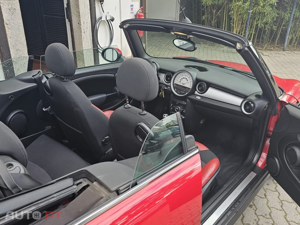 MINI Cabrio Cooper D