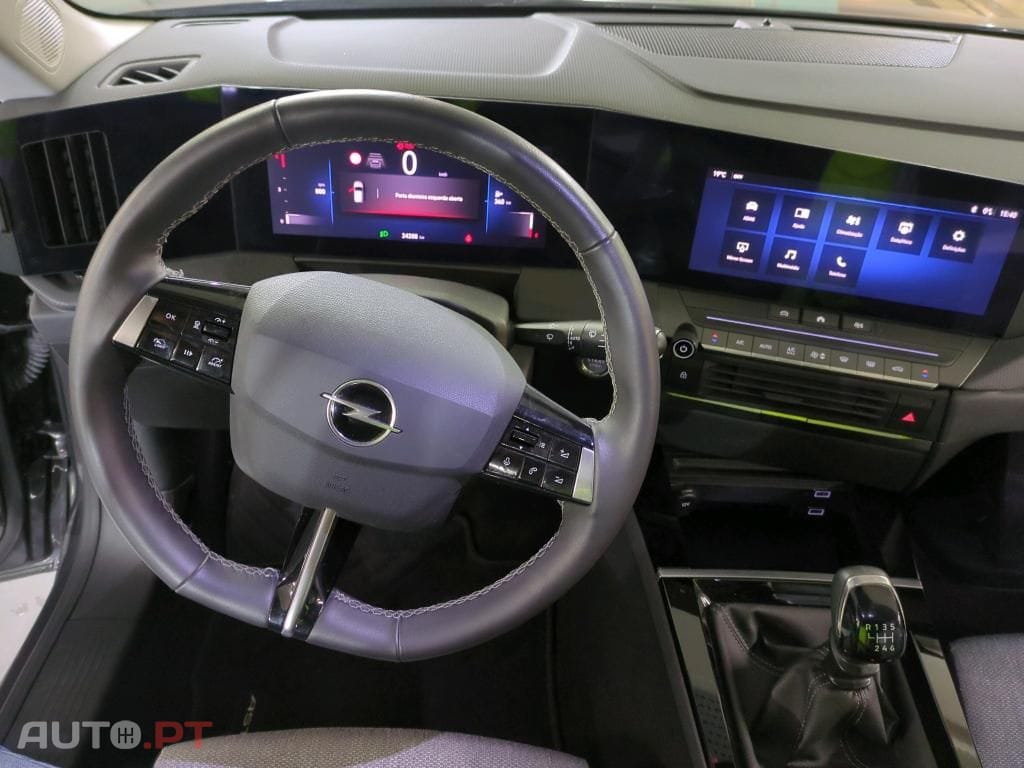 Opel Astra 1.5 D Elegance