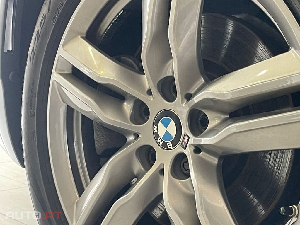BMW X2 25 e xDrive Pack M