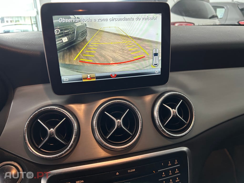 Mercedes-Benz CLA 200 d AMG Line