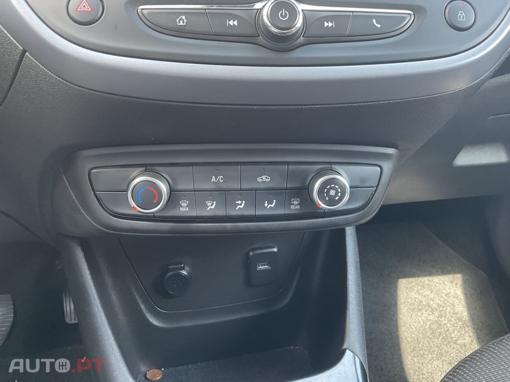 Opel Crossland X 1.2 Business Edition