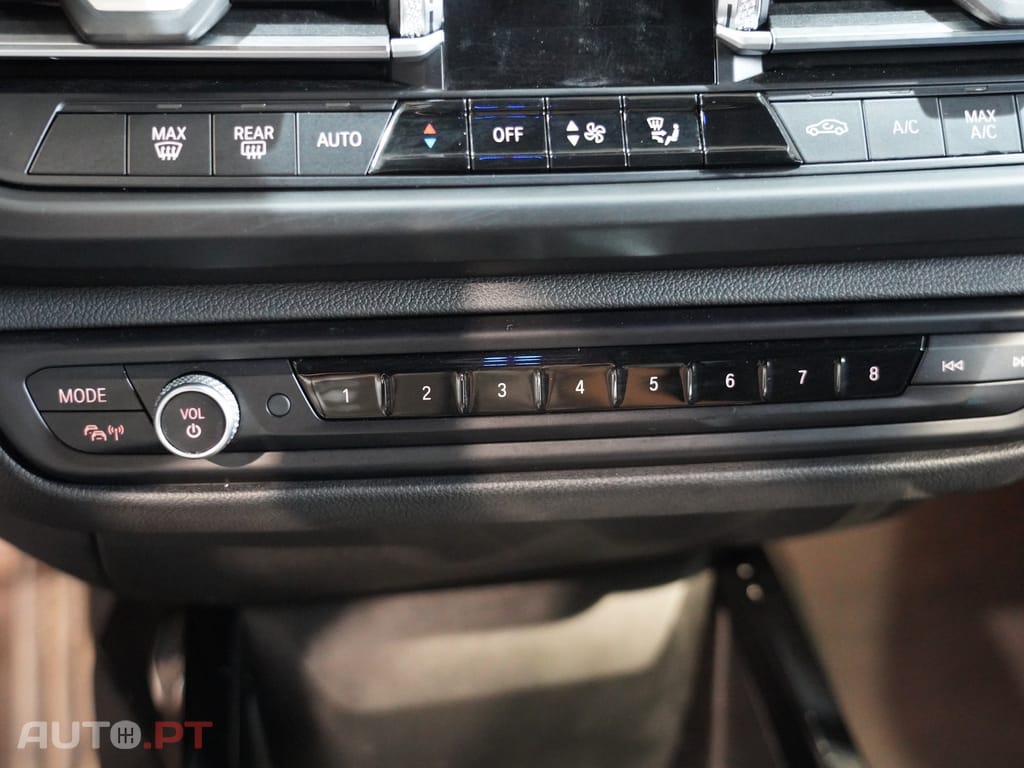 BMW 216 d Corporate Edition