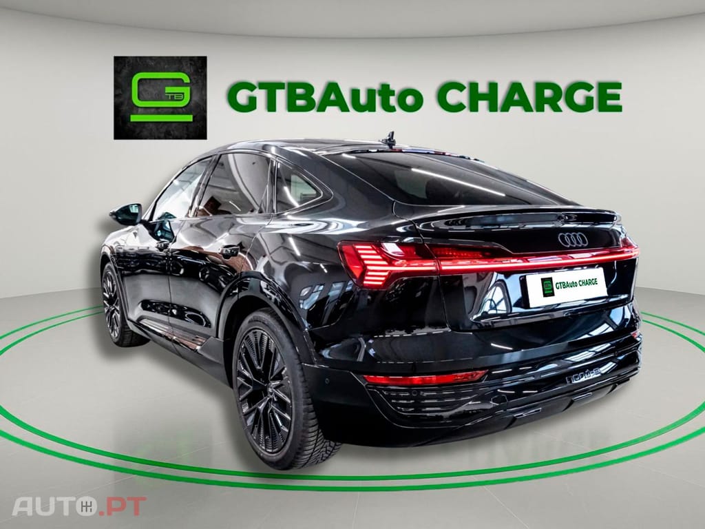 Audi Q8 E-Tron I.V.A DEDUTÍVEL S LINE
