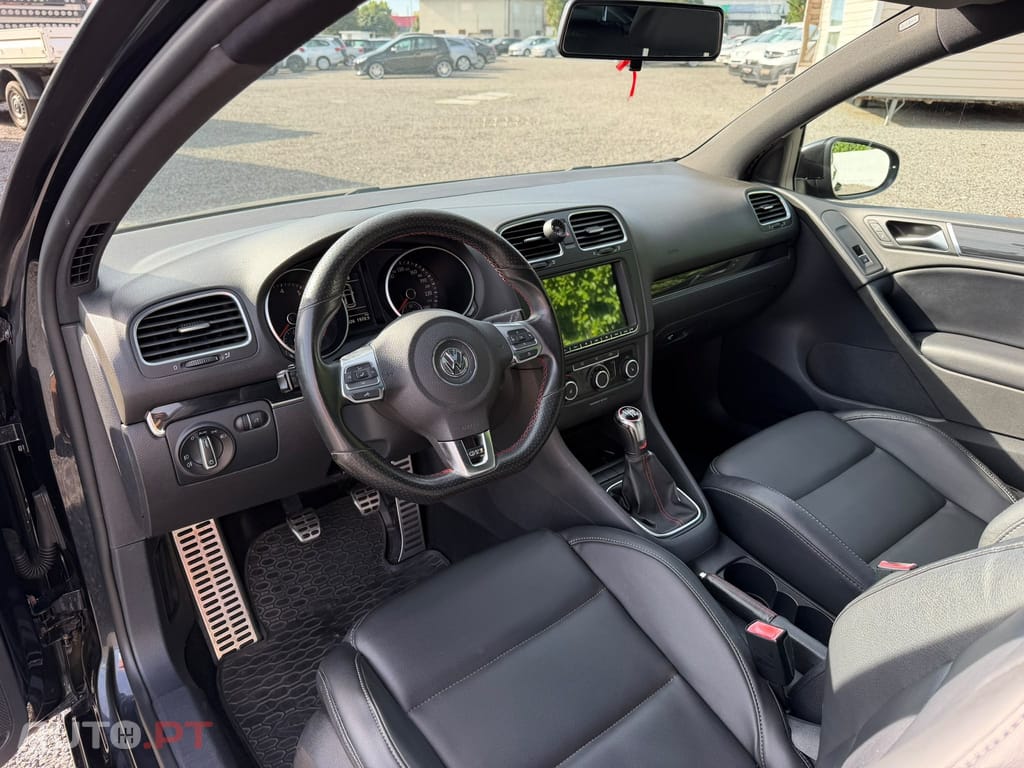 Volkswagen Golf 2.0 TSi GTi
