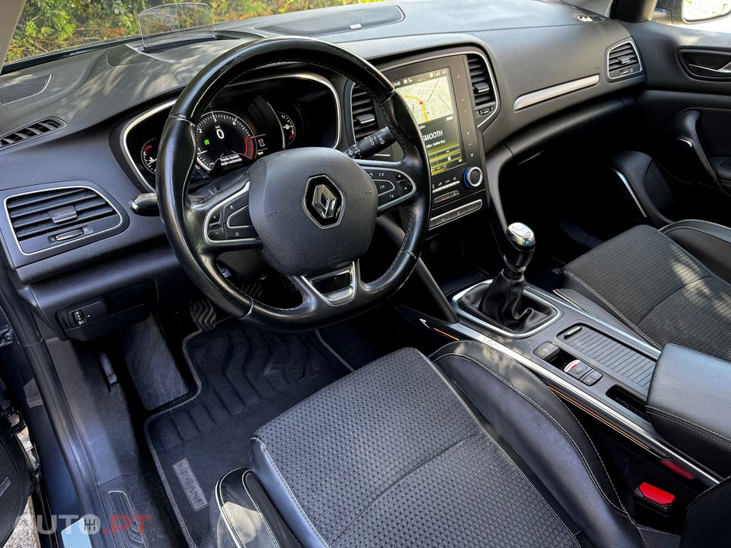 Renault Mégane 1.5 blue dci bose edition