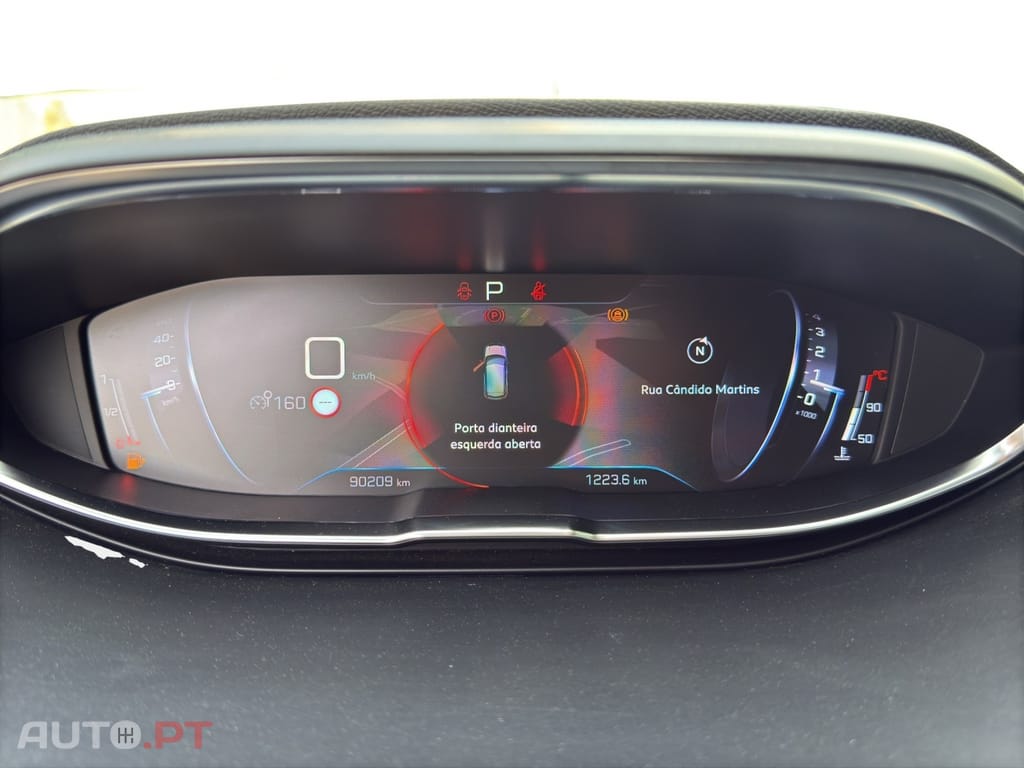 Peugeot 3008 PureTech 130 Stop & Start GPF EAT8 Allure