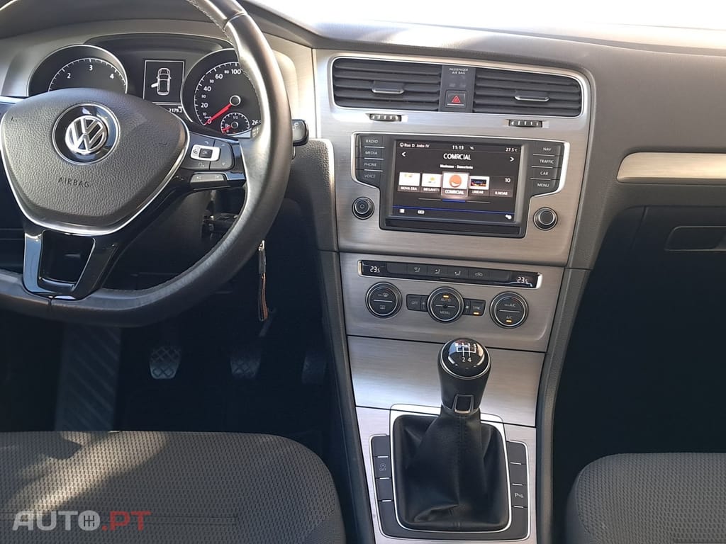 Volkswagen Golf 1.6 TDi BlueMotion Confortline