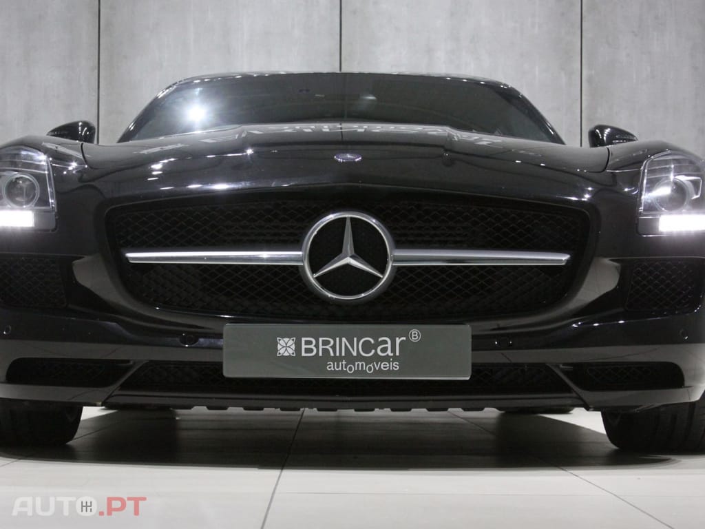 Mercedes-Benz SLS 63 AMG