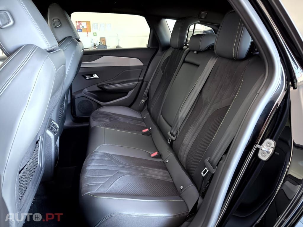 Peugeot 308 1.2 PureTech GT EAT8