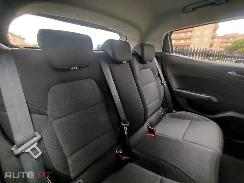 Renault Clio 1.6 E-Tech Full Hybrid Techno
