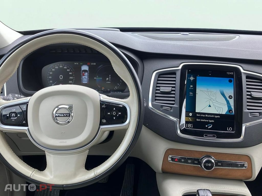 Volvo XC90 2.0 T8 PHEV Inscription Expression AWD