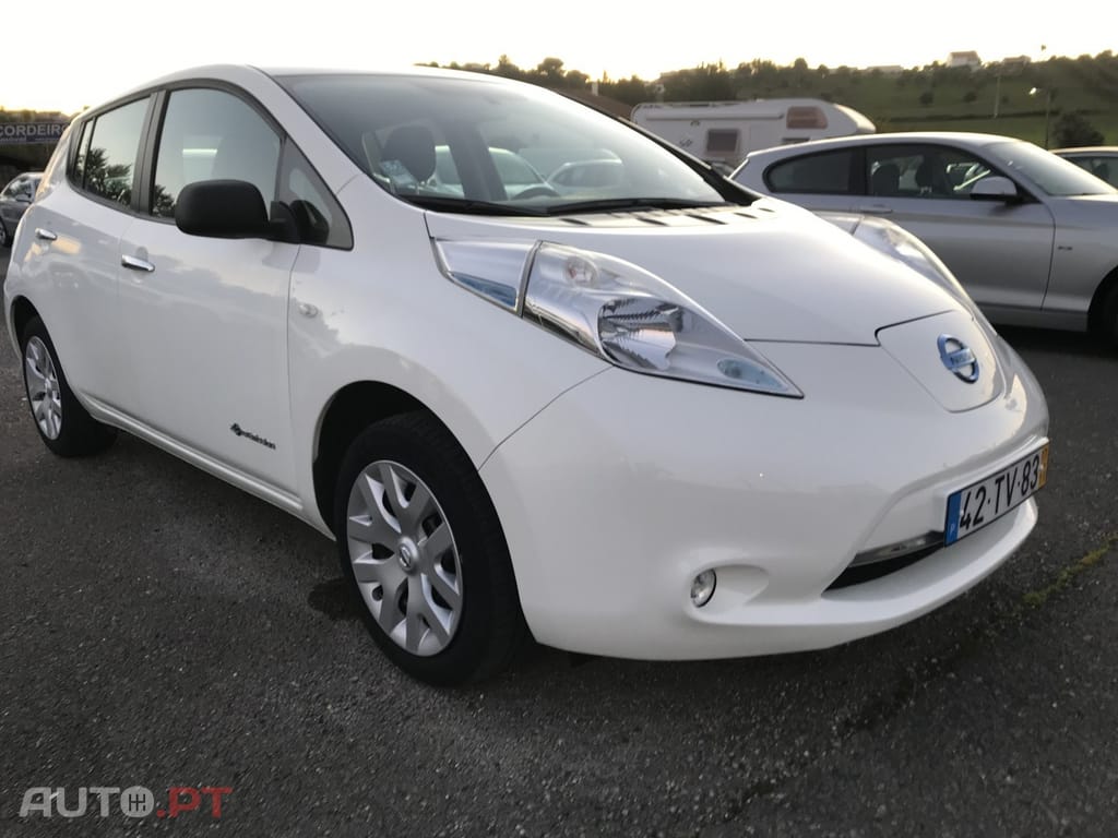 Nissan Leaf Acenta 30 kwh