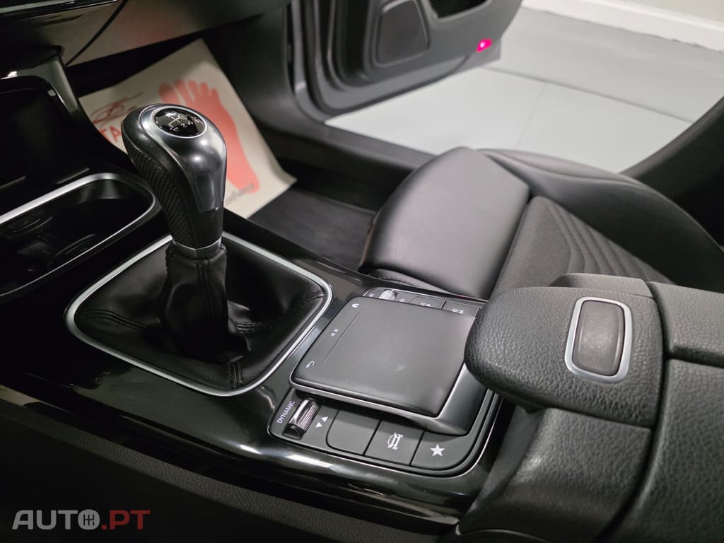 Mercedes-Benz A 180 d Progressive