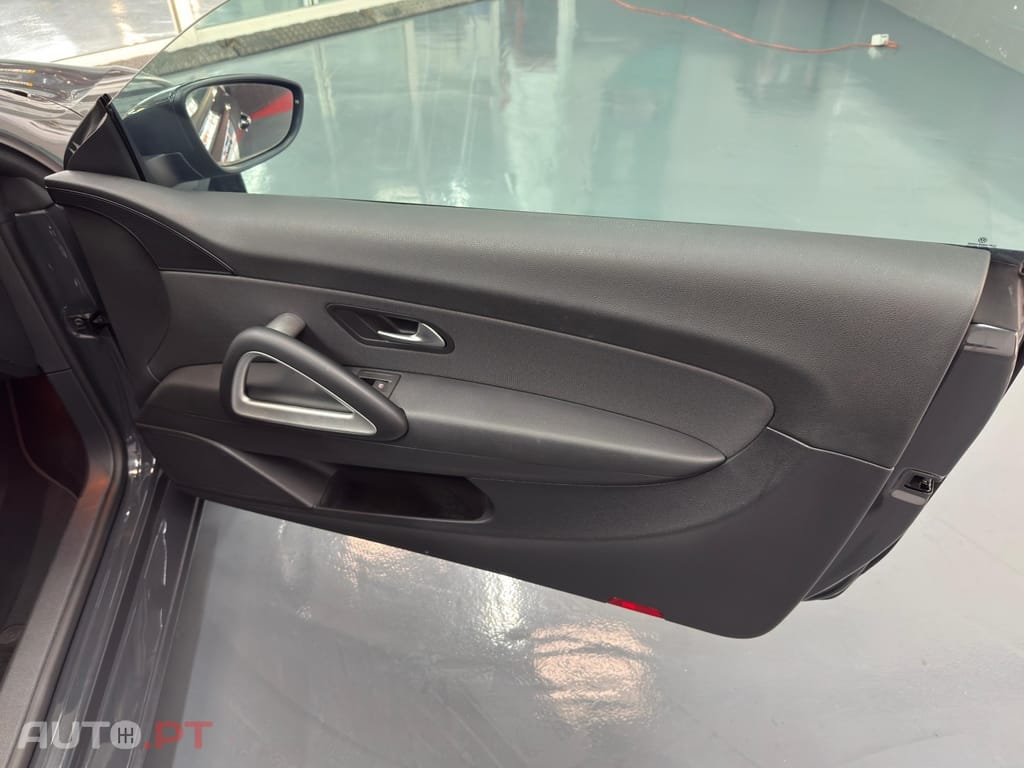 Volkswagen Scirocco 2.0 TDI Sport DSG