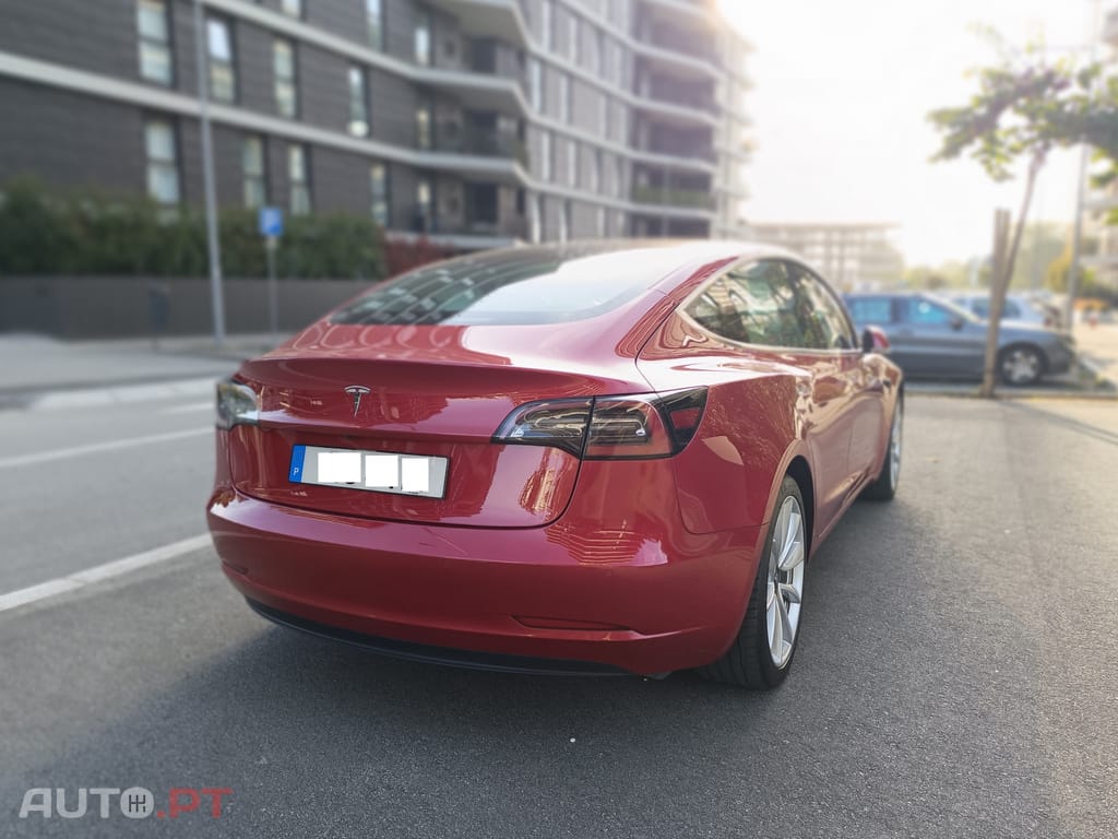 Tesla Model 3 Standard Range Plus RWD