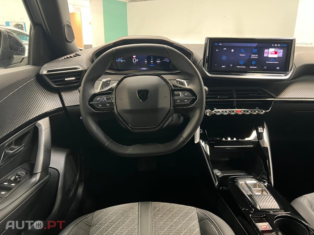 Peugeot 2008 1.2 Hybrid Allure e-DCS6