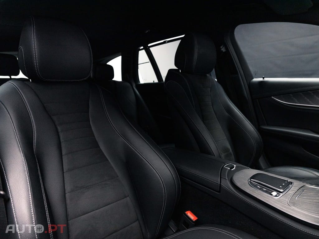 Mercedes-Benz E 300 e AMG Line