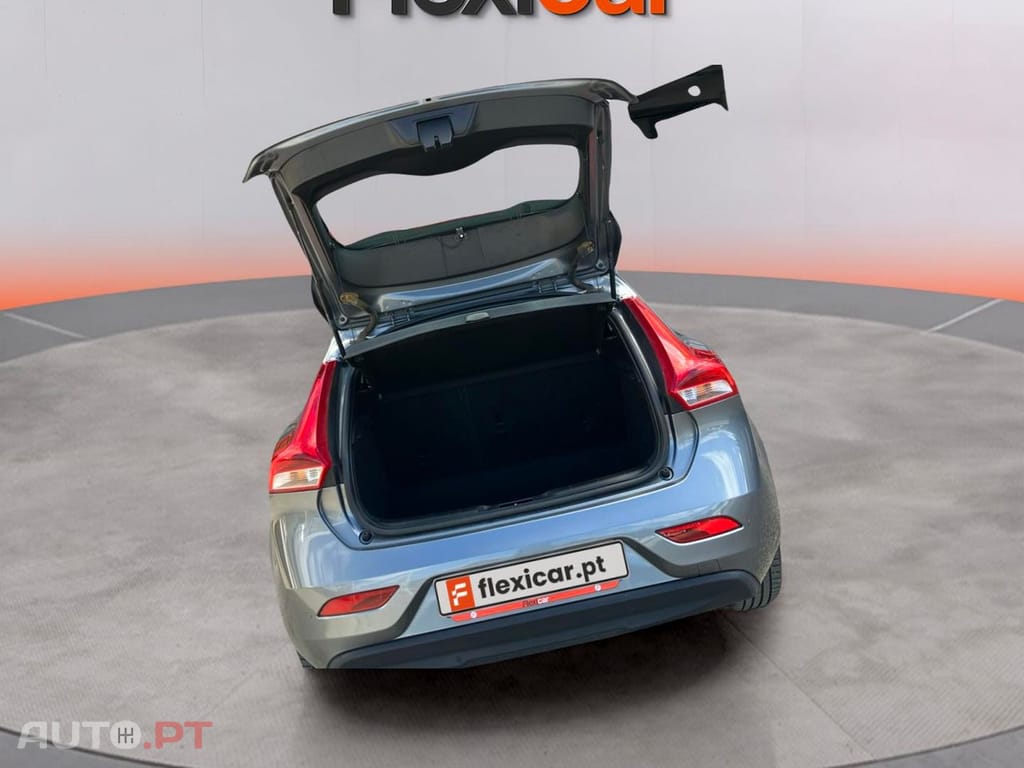 Volvo V40 2.0 D2 Momentum