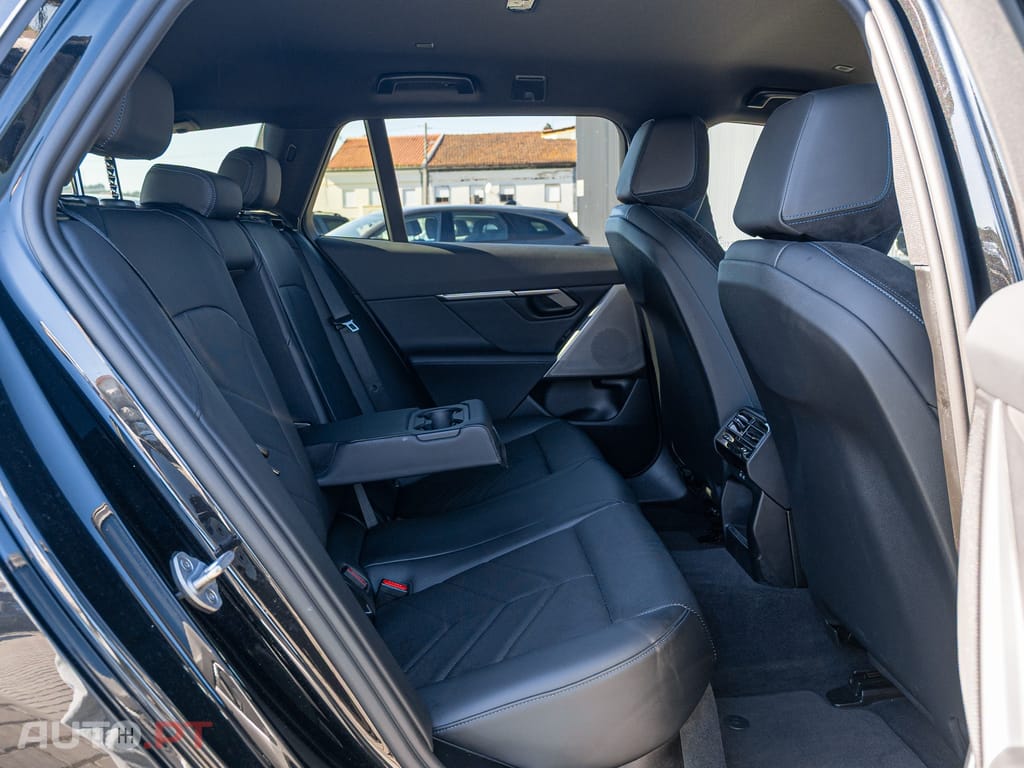 BMW 530 e Pack Desportivo M