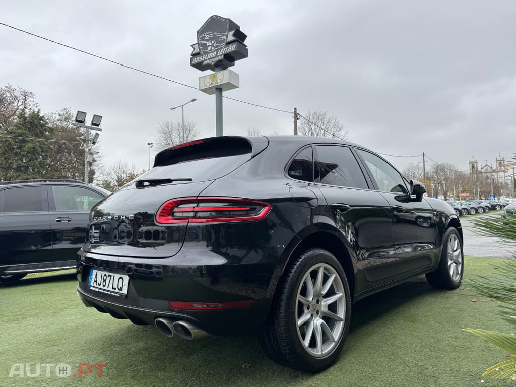 Porsche Macan S
