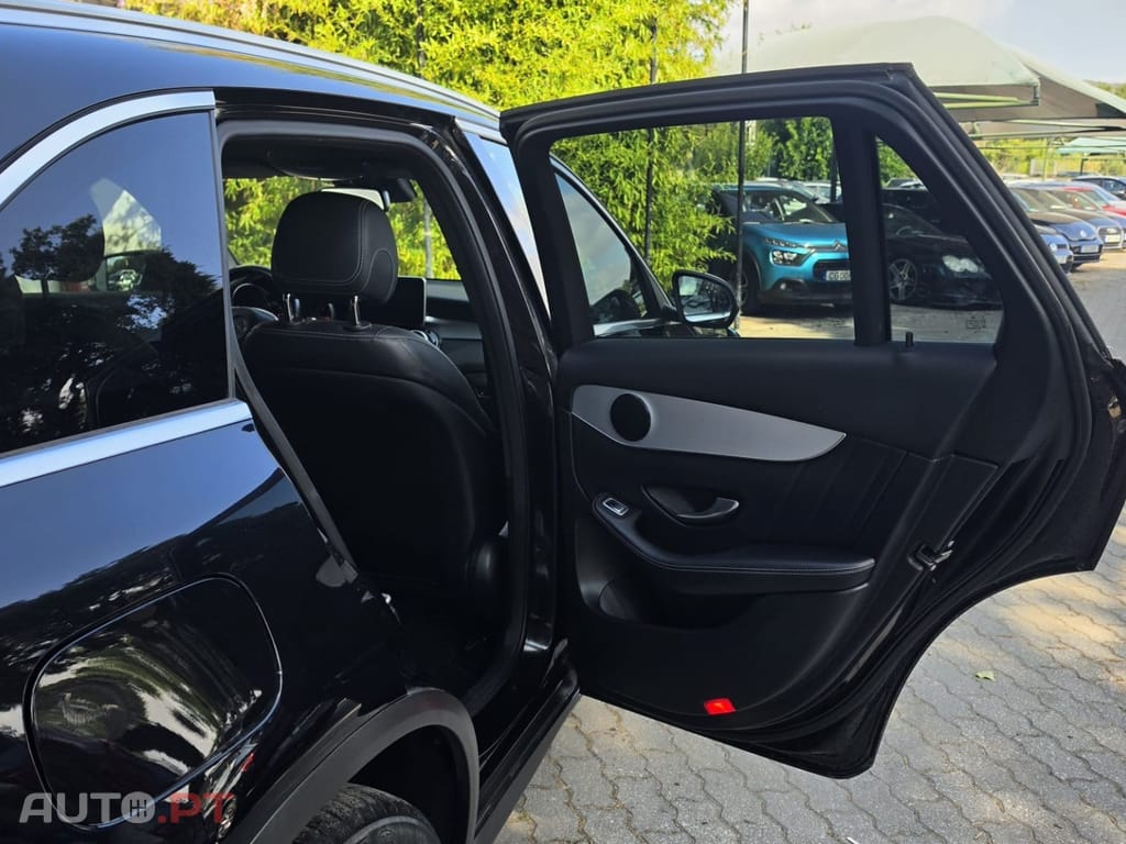 Mercedes-Benz GLC 220 d 4Matic 9G-TRONIC