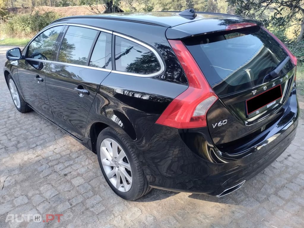 Volvo V60 2.0 D4 Momentum Eco Geartronic