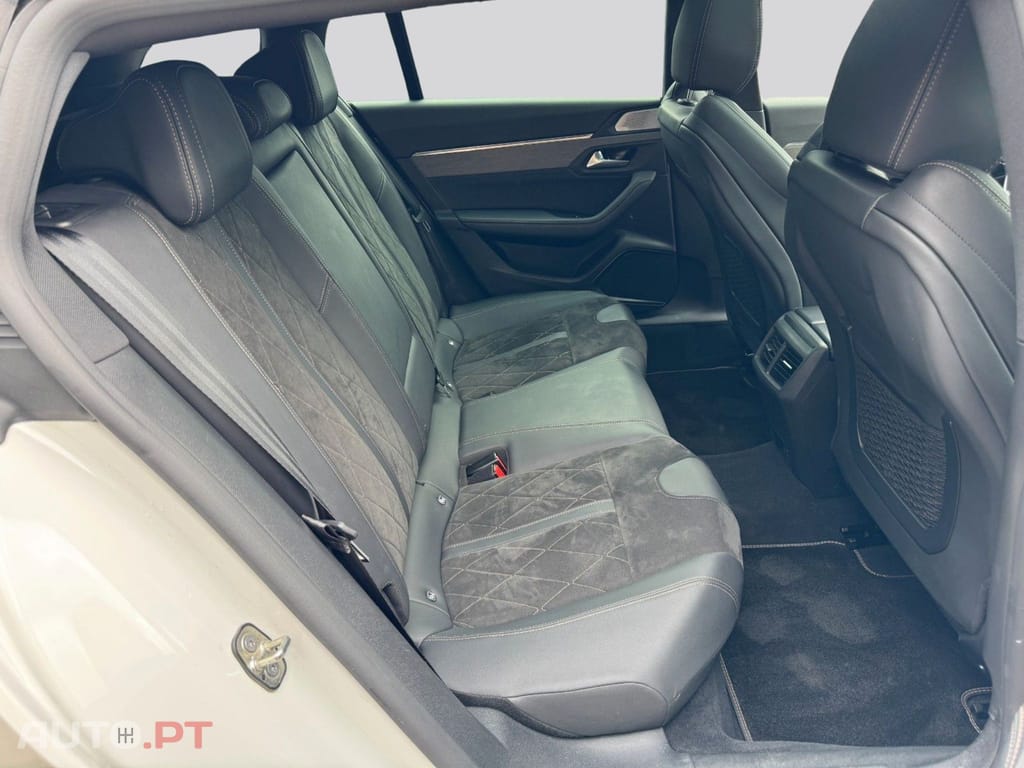 Peugeot 508 SW I.V.A DEDUTIVEL Hybrid 225 GT