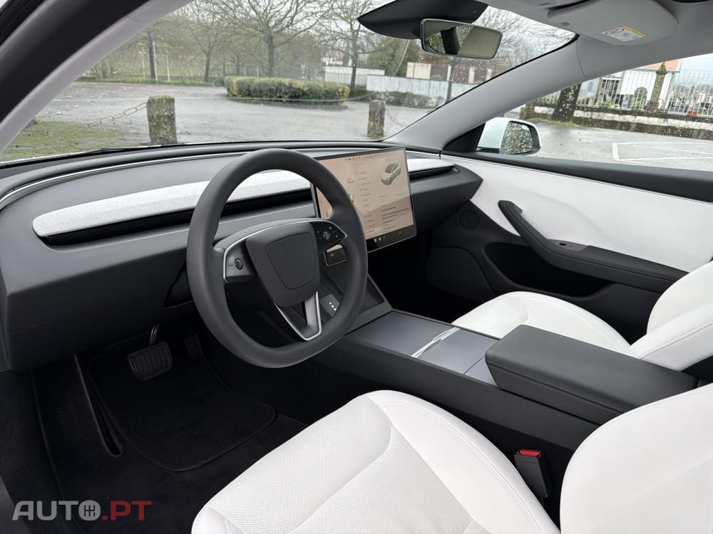Tesla Model 3 Long Range Tração Integral Premium