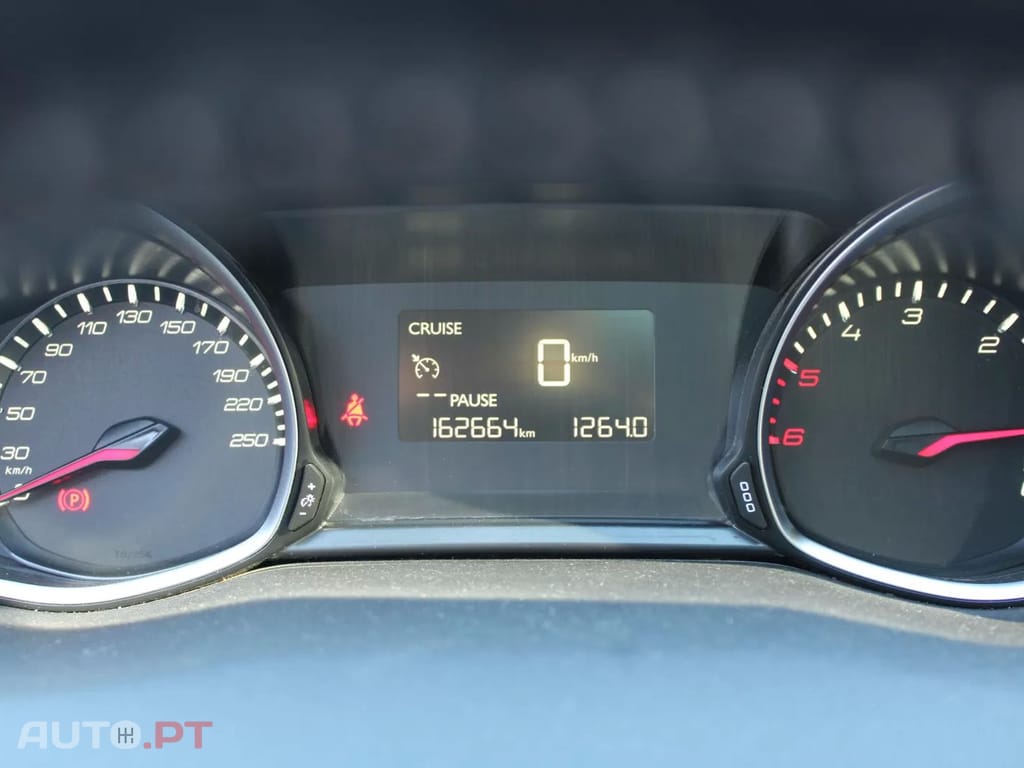 Peugeot 308 SW 1.6 BlueHDi Allure