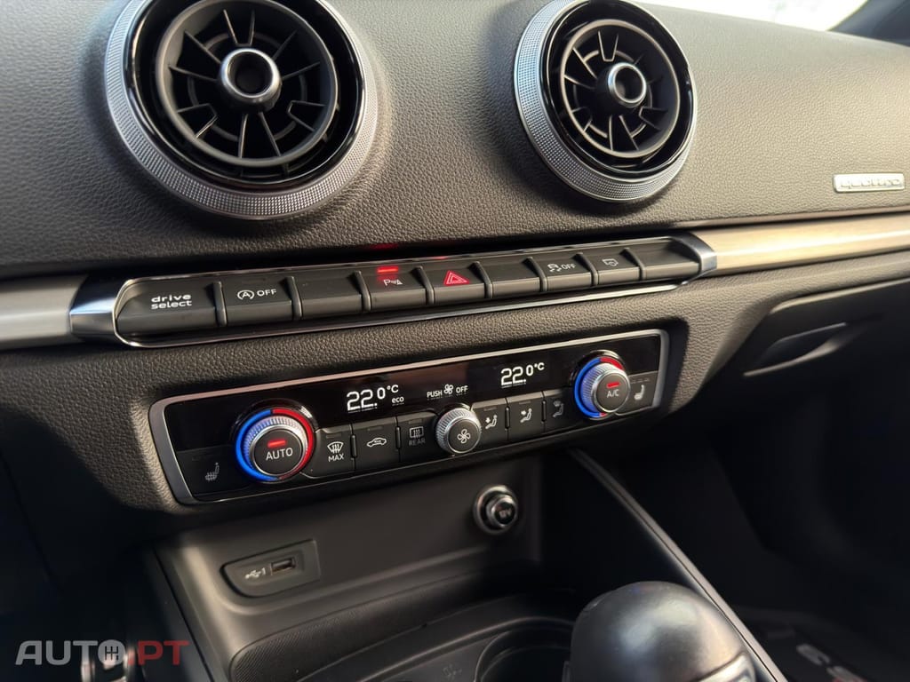 Audi S3 Sportback 2.0 TFSi quattro S tronic