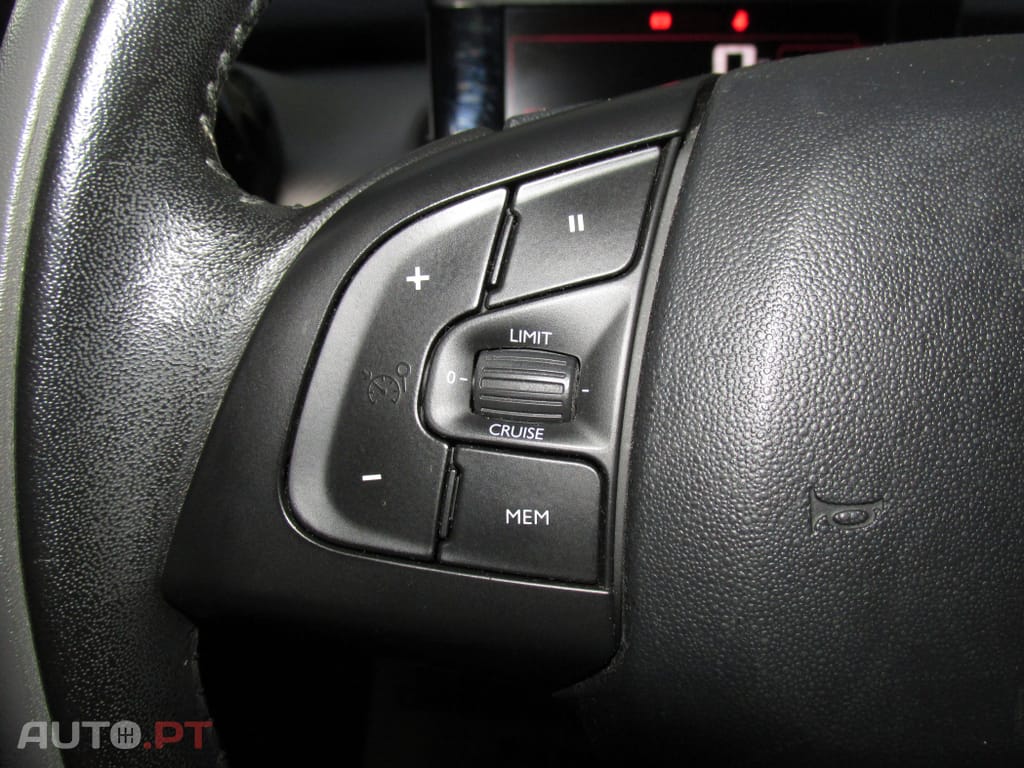 Citroen C4 Cactus 1.2 PureTech Shine