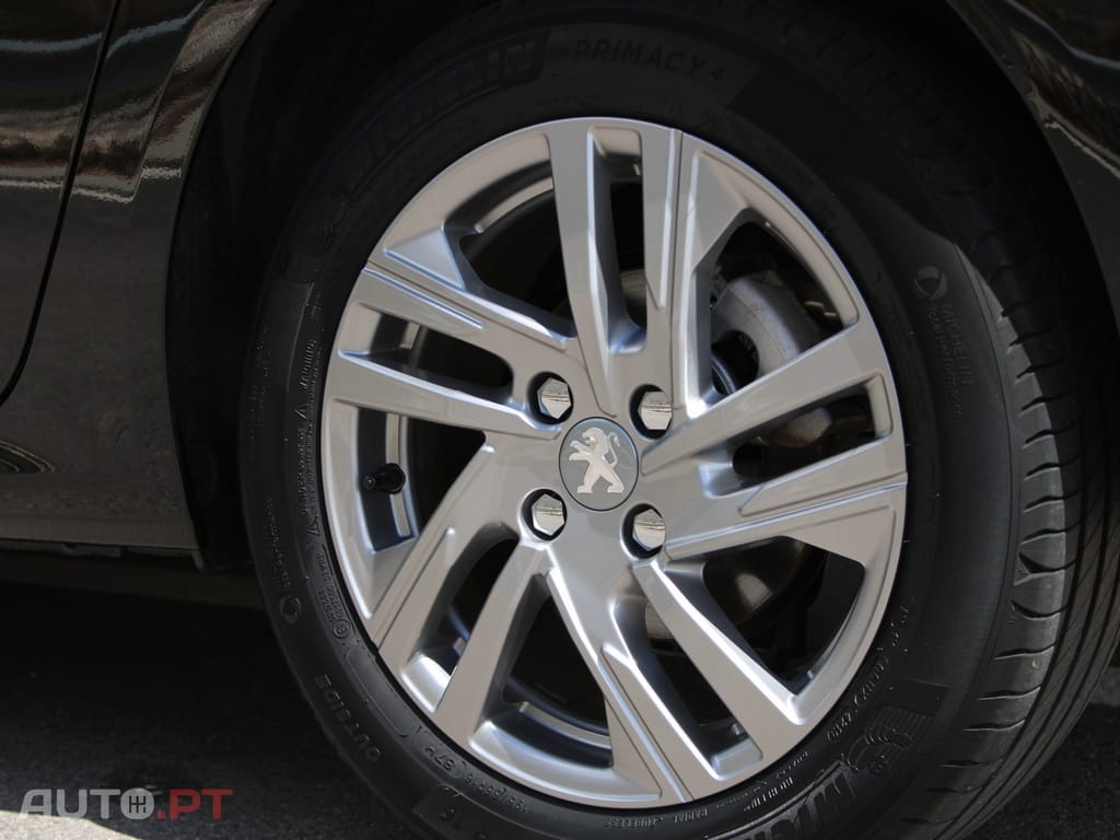 Peugeot 208 1.2 PureTech Allure