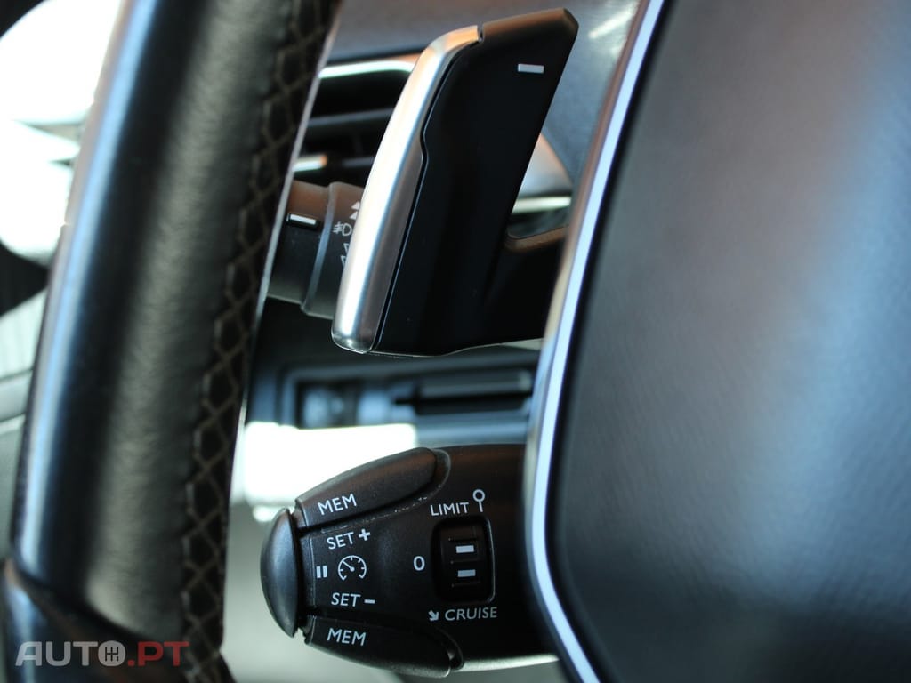 Peugeot 5008 BlueHDI 130 EAT8 Allure