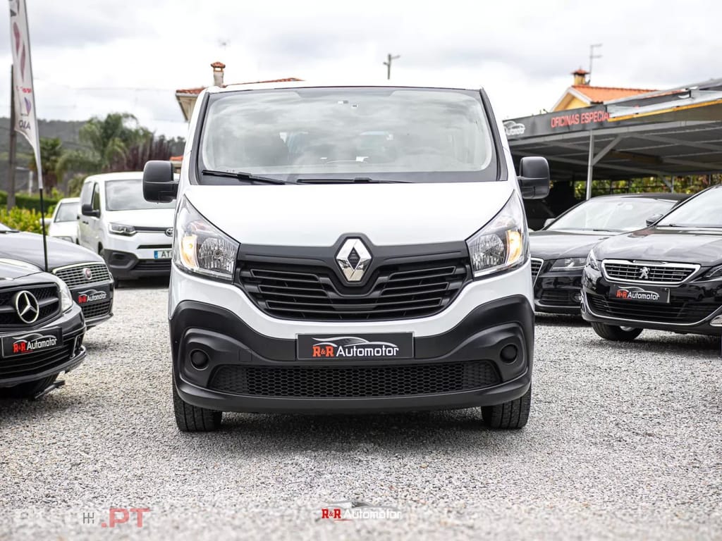 Renault Trafic 1.6dCi L1H1 9 Lugares NACIONAL