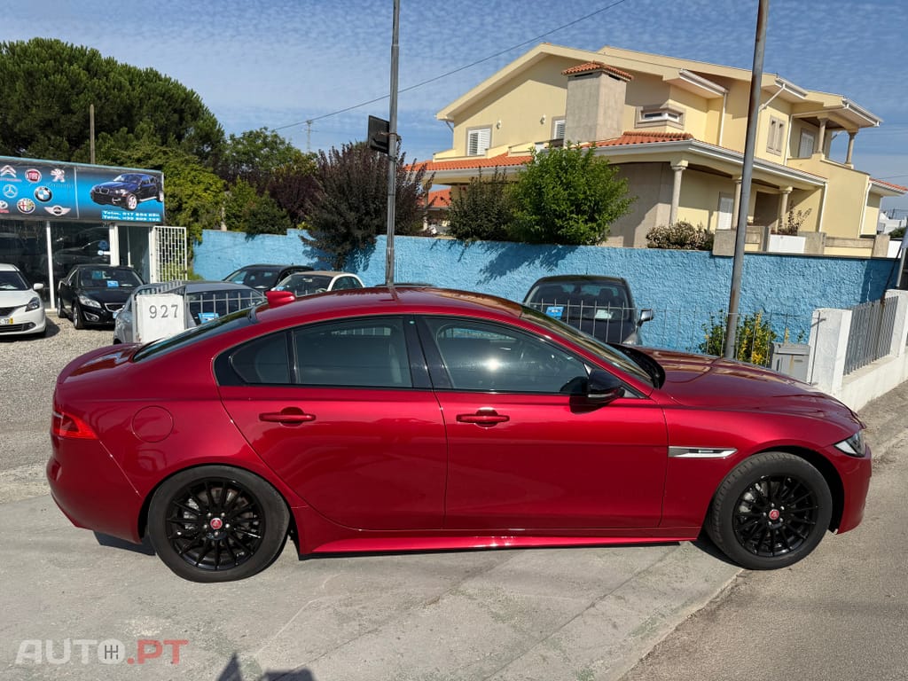 Jaguar XE 2.0 D Portfolio Aut.