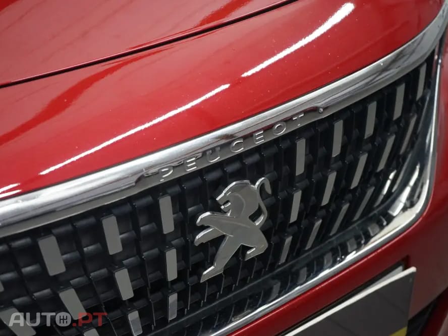 Peugeot 3008 1.2 PureTech Allure EAT8