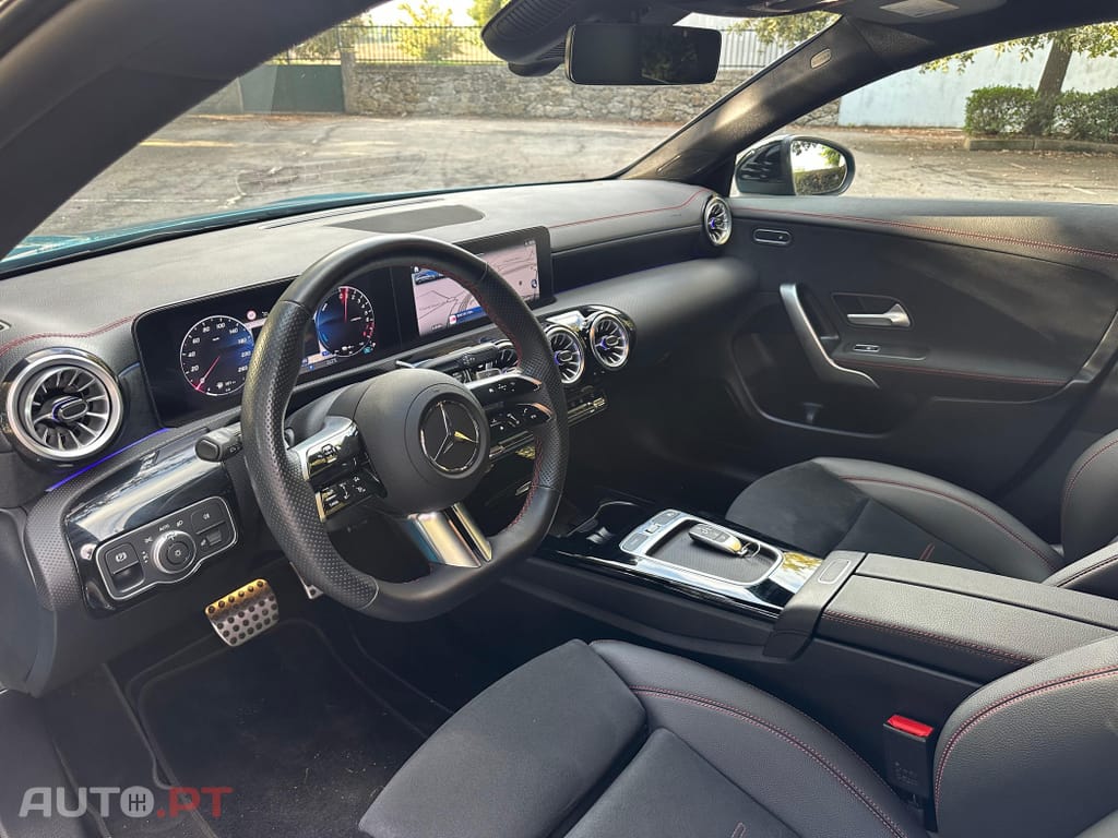 Mercedes-Benz CLA 250 e AMG Line