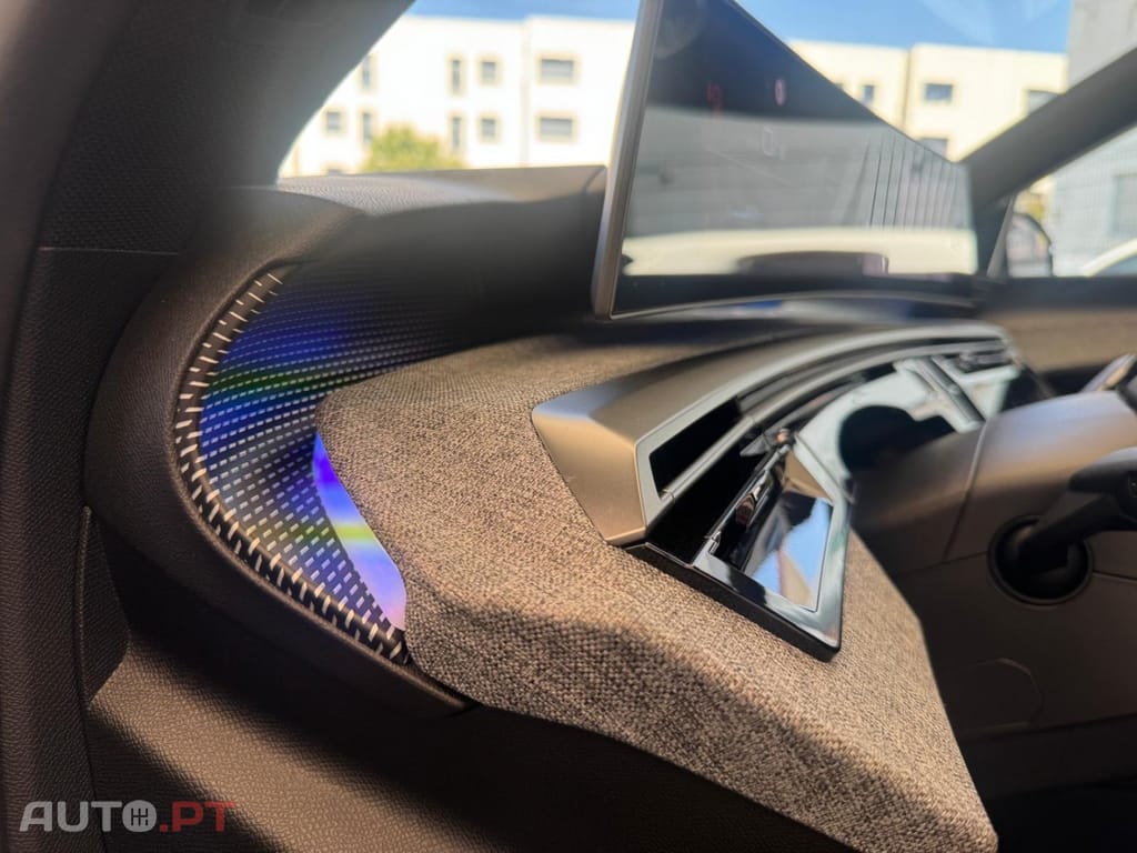 Peugeot E-3008 73 kWh GT